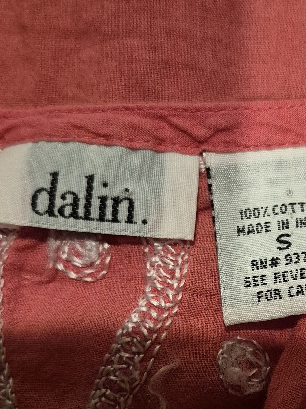 Dalin Coral Tunic with White Embroidered V-Neck - Picture 3 of 3